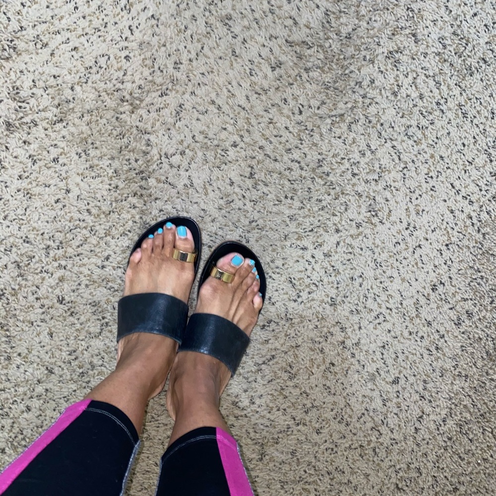 Vince Camuto slides